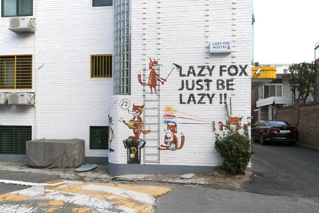Hongdae Lazy Fox Hostel In Séoul Extérieur photo