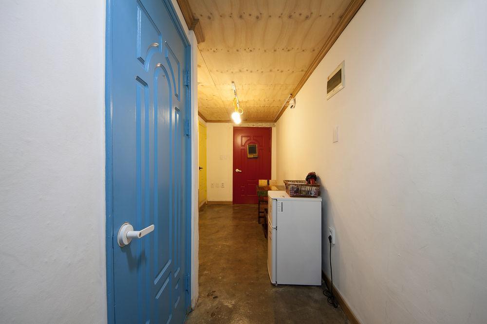 Hongdae Lazy Fox Hostel In Séoul Extérieur photo